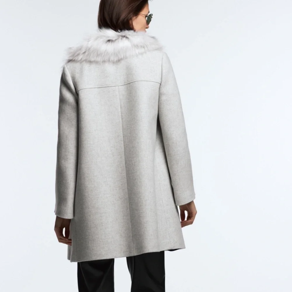 ZARA COAT WITH FAUX FUR COLLAR SZ S - Picture 4 of 10